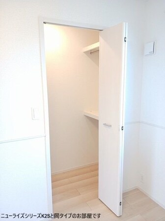 カーム・ディクレット IIの物件内観写真